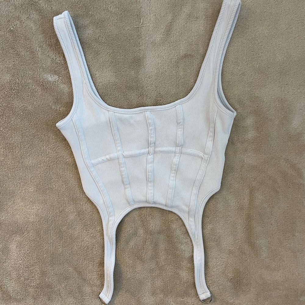 White tank with detail